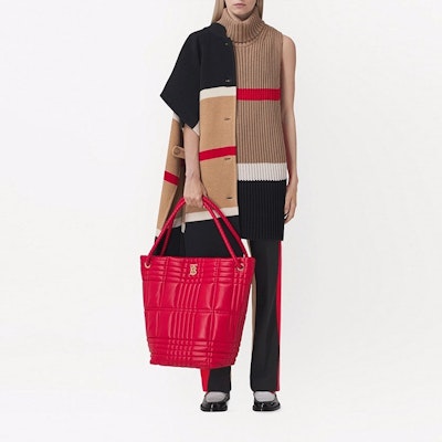 (W) Celana Panjang Lurus Patchwork Wol Hitam Burberry SS22. 80486491 Shop (W) Celana Panjang Lurus Patchwork Wol Hitam Burberry SS22. 80486491