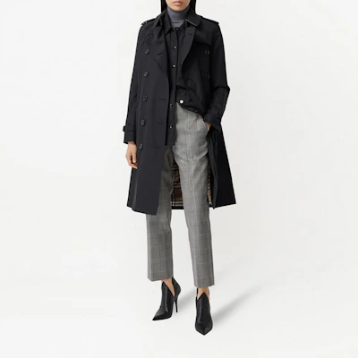 (W) バーバリー SS22 カジュアル ボタンアップ トレンチコート ブルー 80452901 Lookbook (W) バーバリー SS22 カジュアル ボタンアップ トレンチコート ブルー 80452901