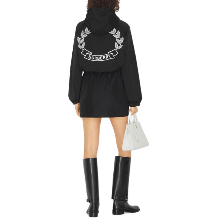 Shop (W) バーバリー SS23 ブラックフーディージャケット エクエストリアンナイトロゴプリント付き 80715311