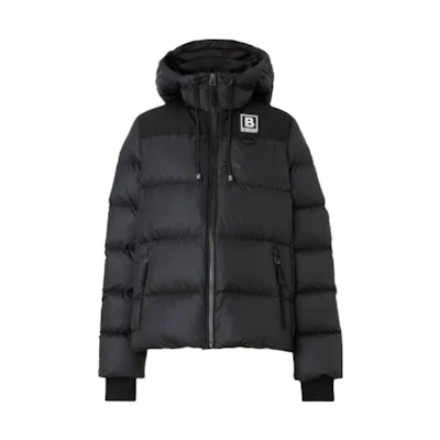 (Women) Burberry SS23 Black Logo Patch Quilted Hooded Down Jacket. 80613351
