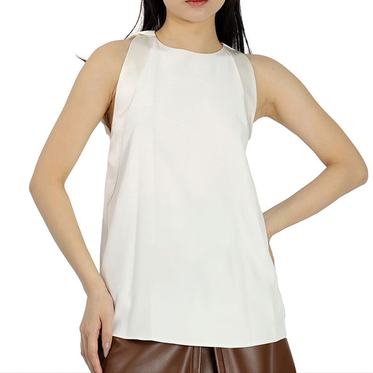 Lookbook (W) 버버리 SS23 솔리드 컬러 민소매 크루넥 셔츠 화이트 80033781