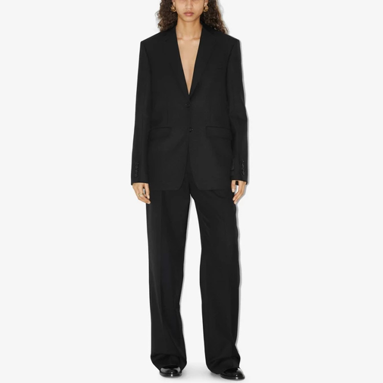 Sizing (Women) Burberry SS23  Solid Single-Button Long Sleeve Blazer. 80711551