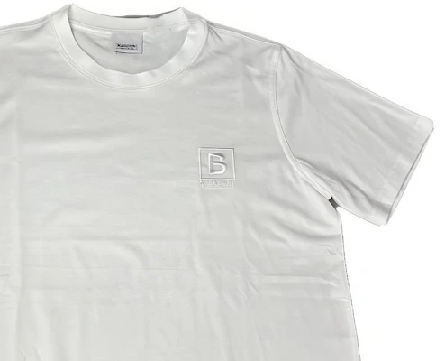 (W) Burberry SS23 Kaos Putih Oversized Crewneck Lengan Pendek. 80669091 Shop (W) Burberry SS23 Kaos Putih Oversized Crewneck Lengan Pendek. 80669091