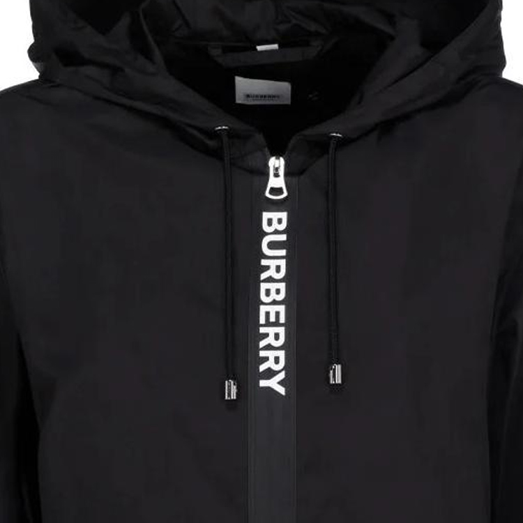 Sizing (W) 버버리 SS23 블랙 레터 로고 후드 집업 자켓 8027503