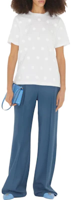 (W) 博柏利 SS23 波点印花圆领短袖T恤 女士 白色 80662921 Lookbook (W) 博柏利 SS23 波点印花圆领短袖T恤 女士 白色 80662921