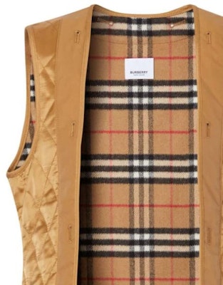 (W) 버버리 SS23 퀼팅 컬러블록 체크 베스트 카키. 80247541 Lookbook (W) 버버리 SS23 퀼팅 컬러블록 체크 베스트 카키. 80247541