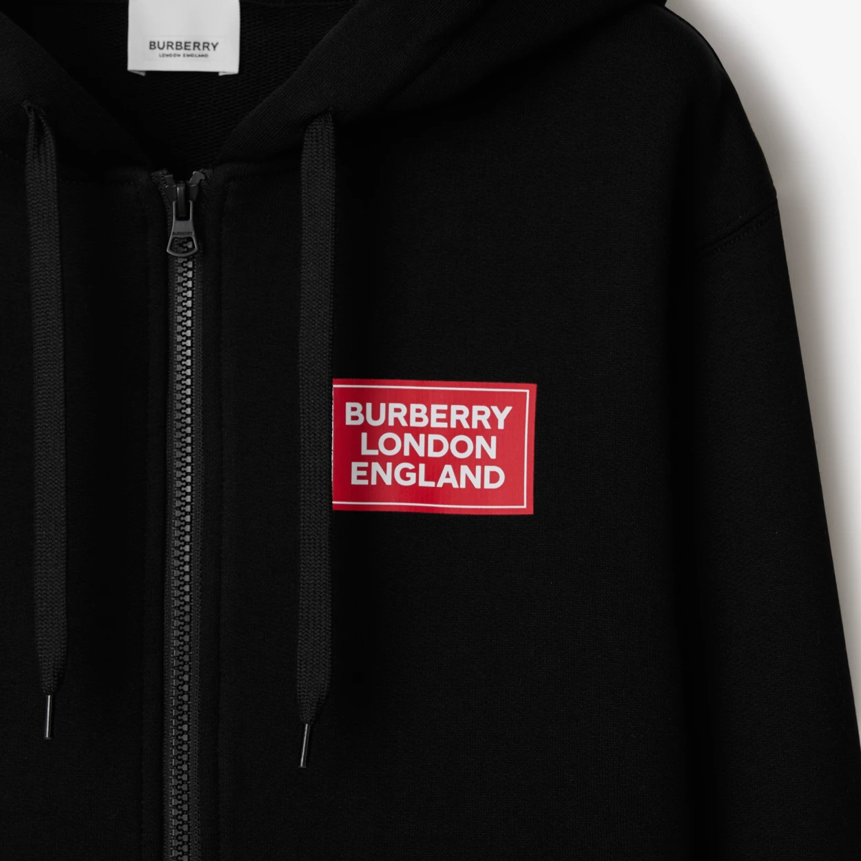 Purchase (W) Sudadera Negra Burberry SS24 con Logo Apliqué y Cierre. 80843541
