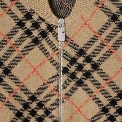 (Women) Burberry SS24 Cashmere Check Zip Baseball Sweater Beige. 80998811 Details for (Women) Burberry SS24 Cashmere Check Zip Baseball Sweater Beige. 80998811