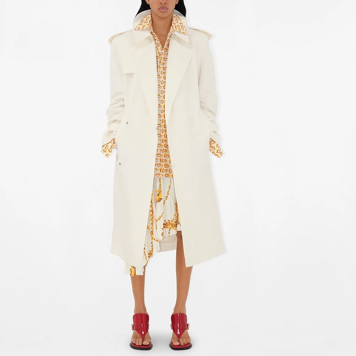 (Women) Burberry SS24  Gold Letter Logo Print Long-Sleeve Button-Up Shirt 80907311 圖 8