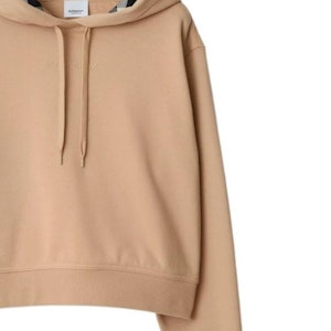 (W) 버버리 SS24 로고 자수 후디 소프트 옐로우 베이지. 80843921 Cheap (W) 버버리 SS24 로고 자수 후디 소프트 옐로우 베이지. 80843921