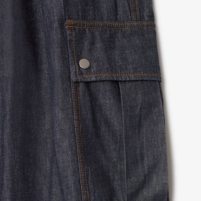 (Women) Burberry SS24 Loose Fit Solid Color Denim Jeans with Zipper Pocket - Blue 80921361 Details for (Women) Burberry SS24 Loose Fit Solid Color Denim Jeans with Zipper Pocket - Blue 80921361