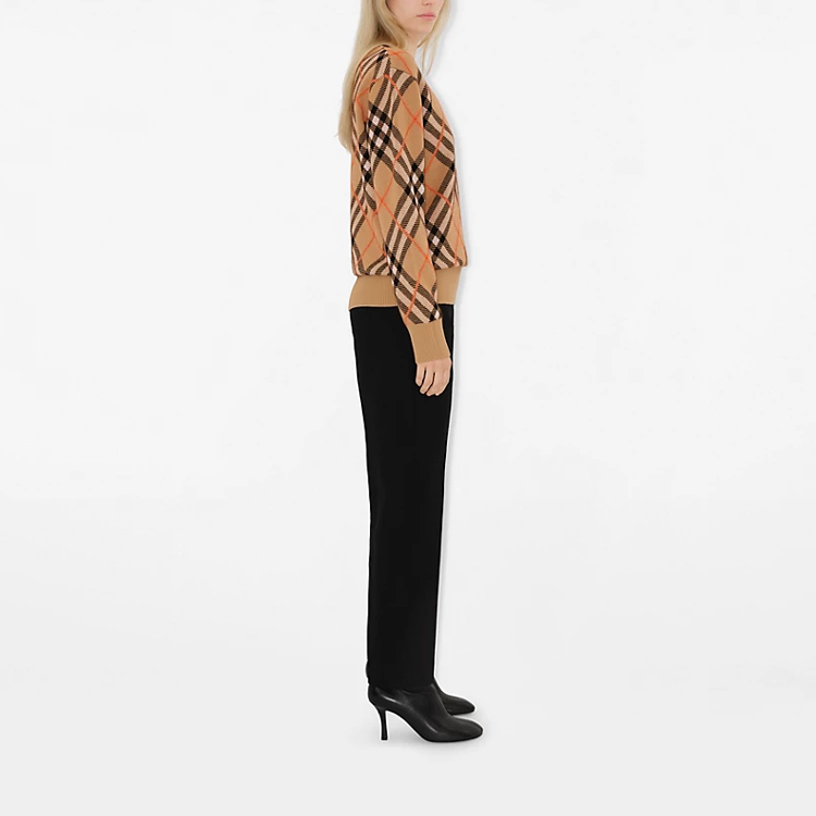 (Women) Burberry SS24 Check Ribbed Crewneck Loose Fit Knit Sweater  Beige 80934861 圖 6