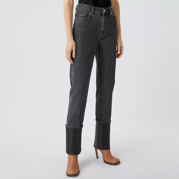 Shop (W) 버버리 스트레이트 핏 워싱 그레이 진 80376641