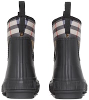 (W) Burberry Bot Hujan Karet Motif Vintage 'Hitam' 80070331 Shop (W) Burberry Bot Hujan Karet Motif Vintage 'Hitam' 80070331