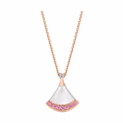 (Women) BVLGARI Divas' Dream Mother-of-Pearl Pendant Necklace in 18k Rose Gold for Women. 361609