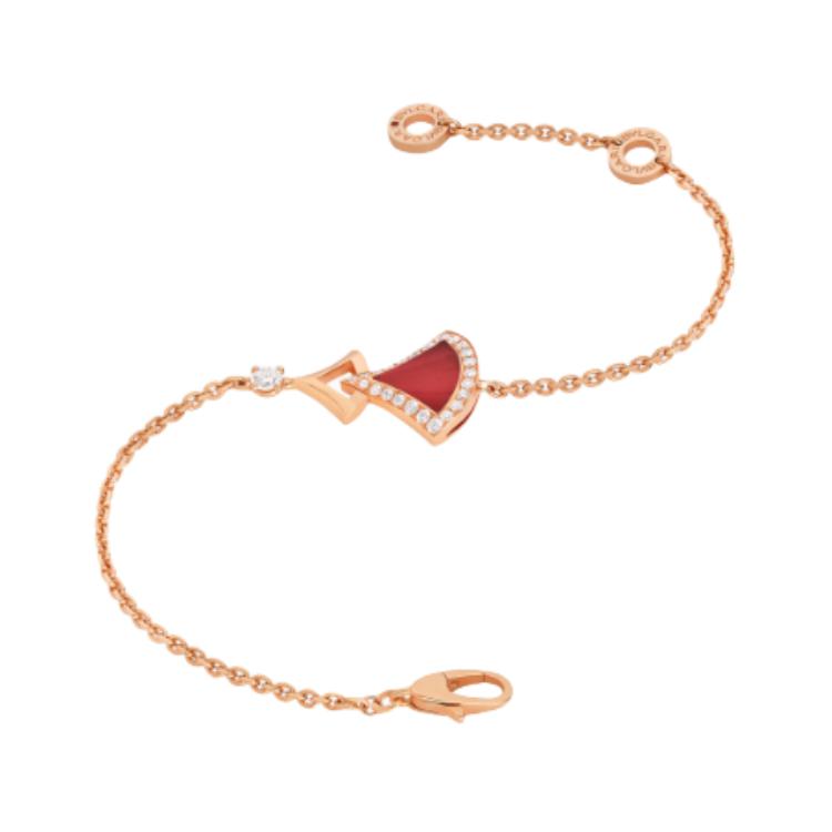 Lookbook (W) BVLGARI DIVAS'' DREAM 紅玉髓扇形18K玫瑰金女士手鍊 BR859851