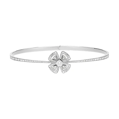 (Women) BVLGARI Fiorever Elegant Diamond Bracelet for Women - Floral Design. BR859038