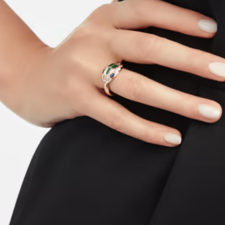 Shop (W) 불가리 세르펜티 18K 로즈 골드 다이아몬드 말라카이트 여성 반지. 356211