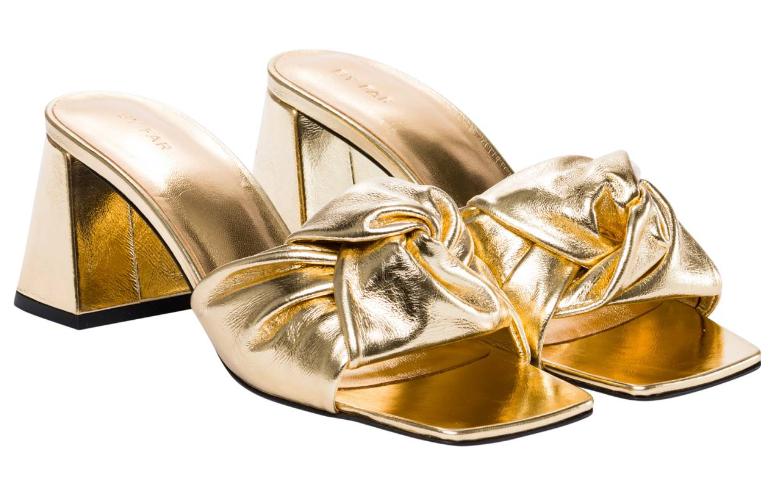 Lookbook (W) By Far Gold Slide Nyaman Serbaguna 7.5cm 23SSLAMAMPCHA