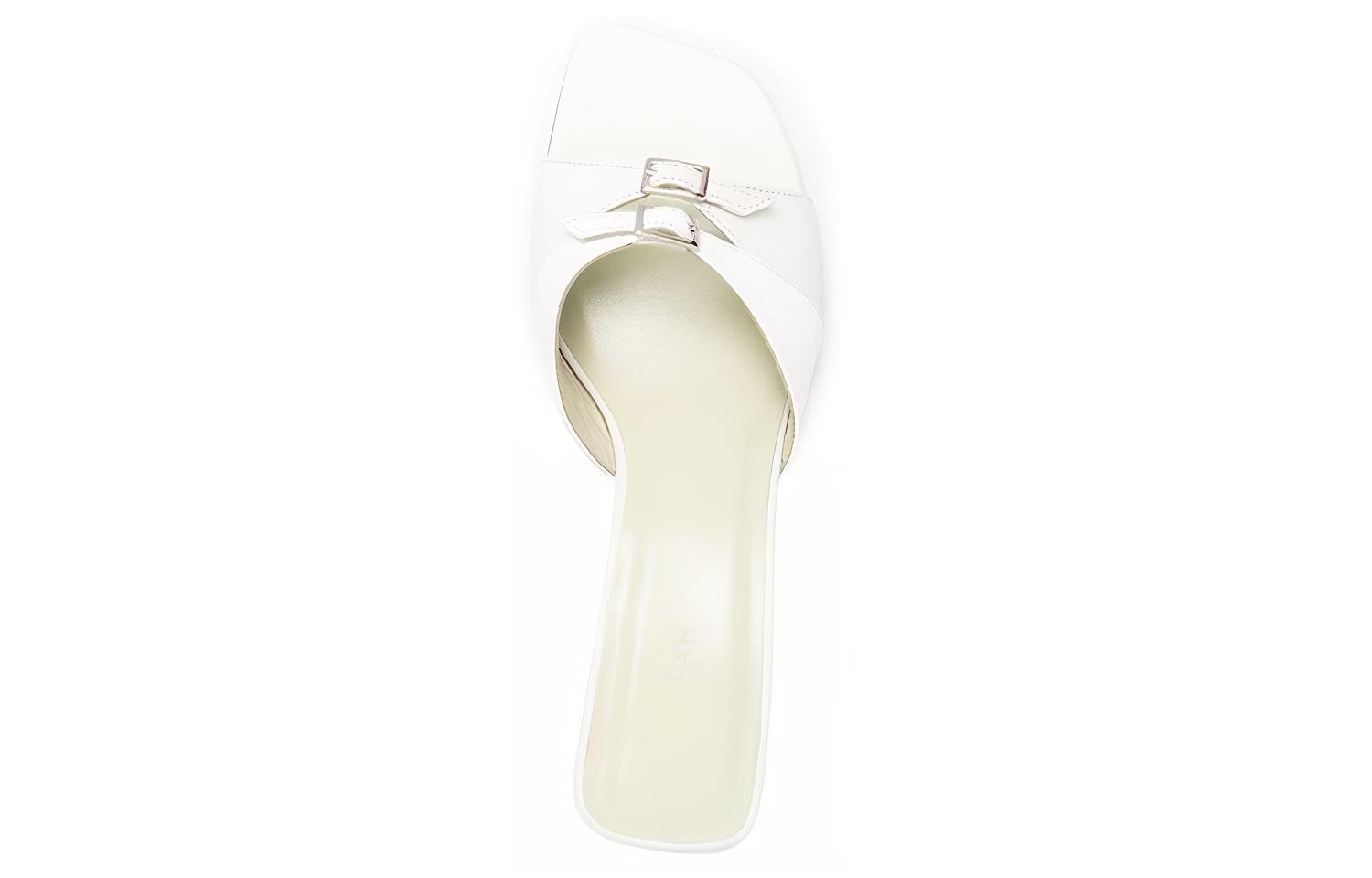 Lookbook (W) Sandal Tumit Blok Kulit Terbuka 'Putih' Oleh By Far 21SSNOMWHCRE