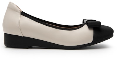 (W) C°BANNER Sepatu Hak Tinggi 3.5cm Versatil & Kasual Berkarakter A23425906 Lookbook (W) C°BANNER Sepatu Hak Tinggi 3.5cm Versatil & Kasual Berkarakter A23425906