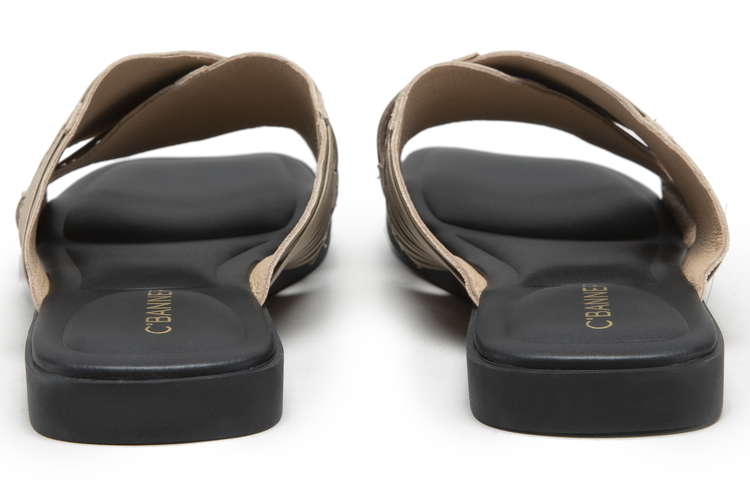 Shop (W) C°BANNER 皮革平底时尚凉鞋 '焦糖布丁' A23356890