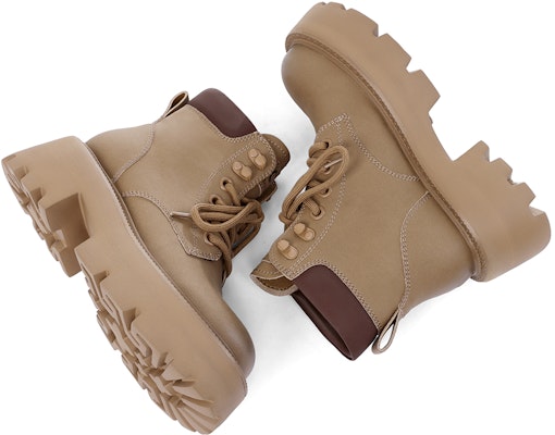 (W) C°BANNER 时尚舒适潮流短款棕色皮革马丁靴 QL333140X02 Purchase (W) C°BANNER 时尚舒适潮流短款棕色皮革马丁靴 QL333140X02