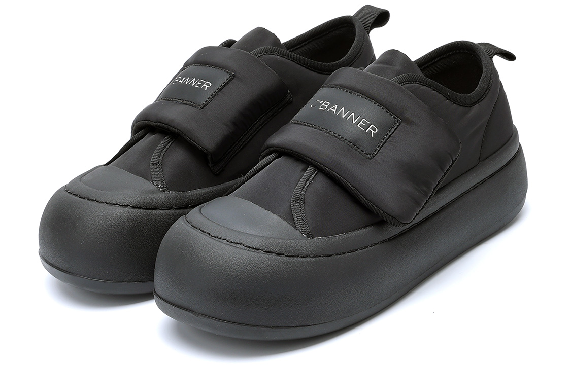 Lookbook (Women) C°BANNER Low Top Sneaker 'Black Fabric Casual' Q8223374D01