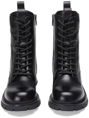 (W) C°BANNER But Martin Mid-Calf 'Hitam' Toe Bulat A21519001B01 Lookbook (W) C°BANNER But Martin Mid-Calf 'Hitam' Toe Bulat A21519001B01