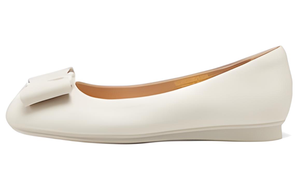 (W) C°BANNER Plain Ballet Flats 'Off-White'