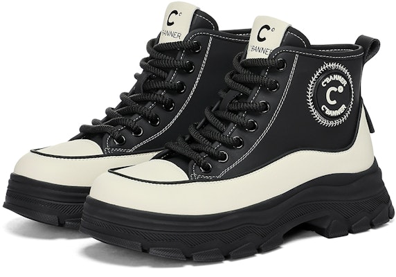 (W) C°배너 숏마틴부츠 (슬림핏, 키높이) Q8433139D01 Lookbook (W) C°배너 숏마틴부츠 (슬림핏, 키높이) Q8433139D01