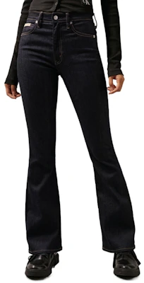 (W) CALVIN KLEIN Clásico Vintage Jeans Slim Flare Denim Negro. J224670 Shop (W) CALVIN KLEIN Clásico Vintage Jeans Slim Flare Denim Negro. J224670