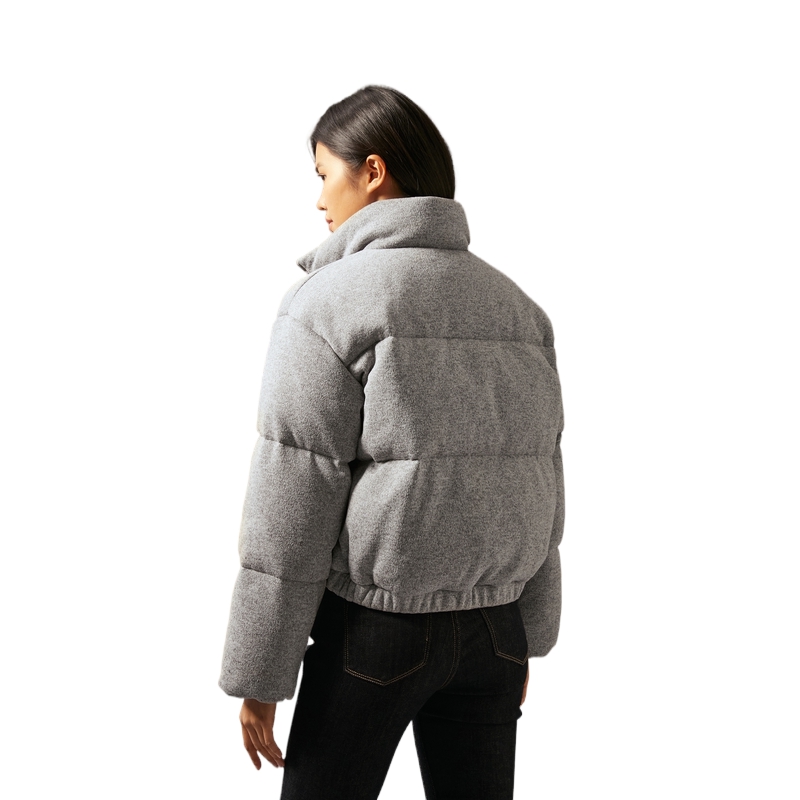 Details for (W) Calvin Klein 刺繡短版羽絨外套 石灰色款式 長效溫暖保暖外套 J224591