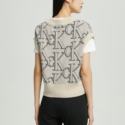 (Women) Calvin Klein Grey Jacquard V-Neck Sleeveless Knit Vest. J220099-ACF Shop (Women) Calvin Klein Grey Jacquard V-Neck Sleeveless Knit Vest. J220099-ACF