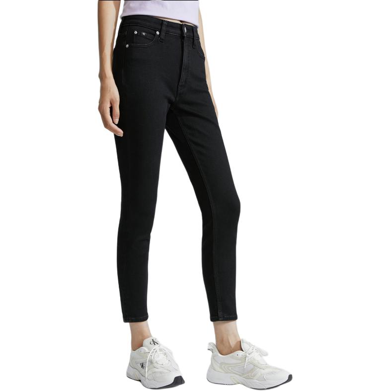 Lookbook (W) Calvin Klein 高腰彈性絲絨窄身牛仔褲 黑色 J223228-1BY