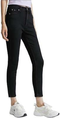 (W) Calvin Klein Jeans Skinny Velvet Hitam Pinggang Tinggi Stretch J223228-1BY Lookbook (W) Calvin Klein Jeans Skinny Velvet Hitam Pinggang Tinggi Stretch J223228-1BY