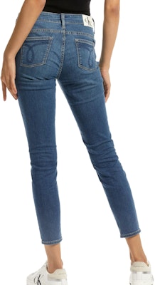 (Women) CALVIN KLEIN Mid-Rise Ripped Cropped Jeans Denim Blue. J218736-1A4 Lookbook (Women) CALVIN KLEIN Mid-Rise Ripped Cropped Jeans Denim Blue. J218736-1A4