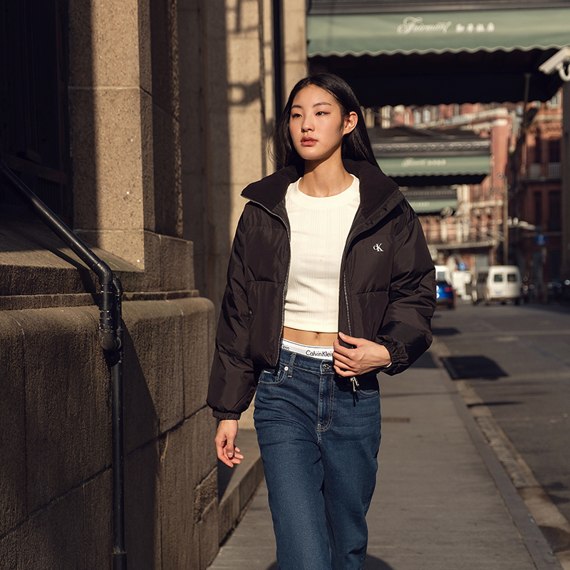 Lookbook (W) Calvin Klein 印花短版羽絨外套休閒鴨絨外穿夾克 J224789