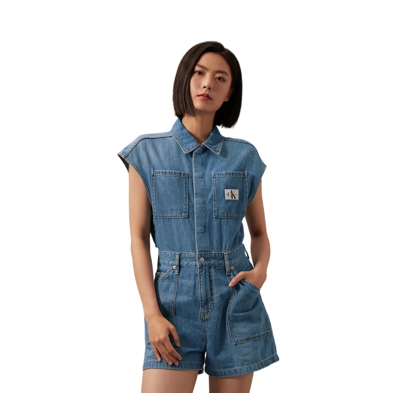 Shop (W) Calvin Klein Retro Rompi Denim Tanpa Lengan Biru Muda. J223960
