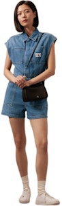 (W) カルバン クライン レトロ ノースリーブ デニム ロンパー ライトブルー J223960 Details for (W) カルバン クライン レトロ ノースリーブ デニム ロンパー ライトブルー J223960
