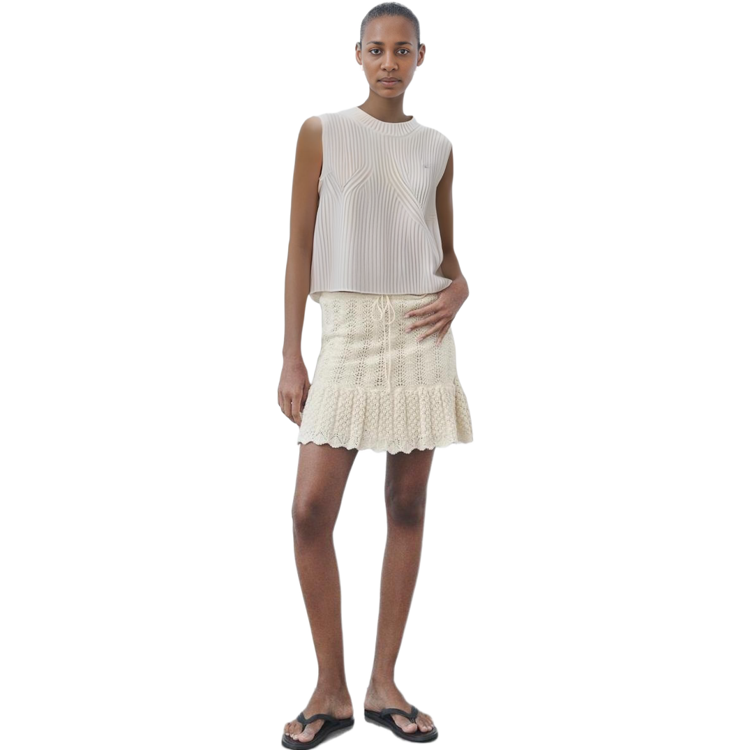 Details for (W) Calvin Klein Baju Tanpa Lengan Berenda dengan Rekaan Asimetris Sulam. J222846