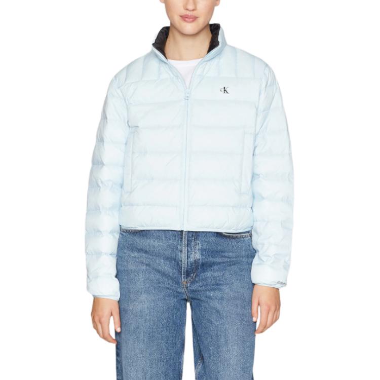 Purchase (W) カルバンクライン ソリッドライトブルーロゴプリント中綿ジャケット. J20J222585-CYR