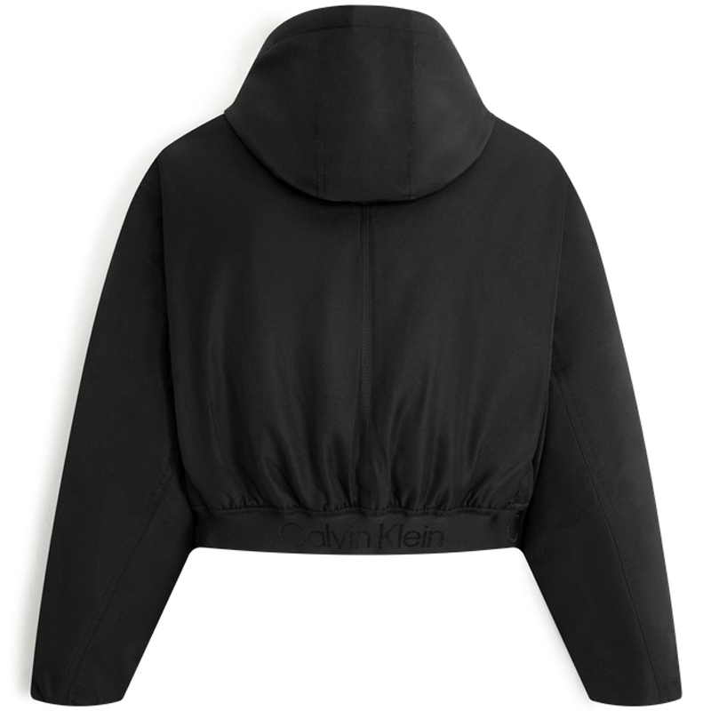 Lookbook (W) Chaqueta Impermeable Plegable con Capucha Calvin Klein Tech Negro Espacial. 4WF3O506001