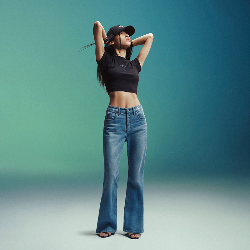 (Women) Calvin Klein  Vintage High-Waisted Flare Jeans Blue - Fall Collection J221694 圖 3