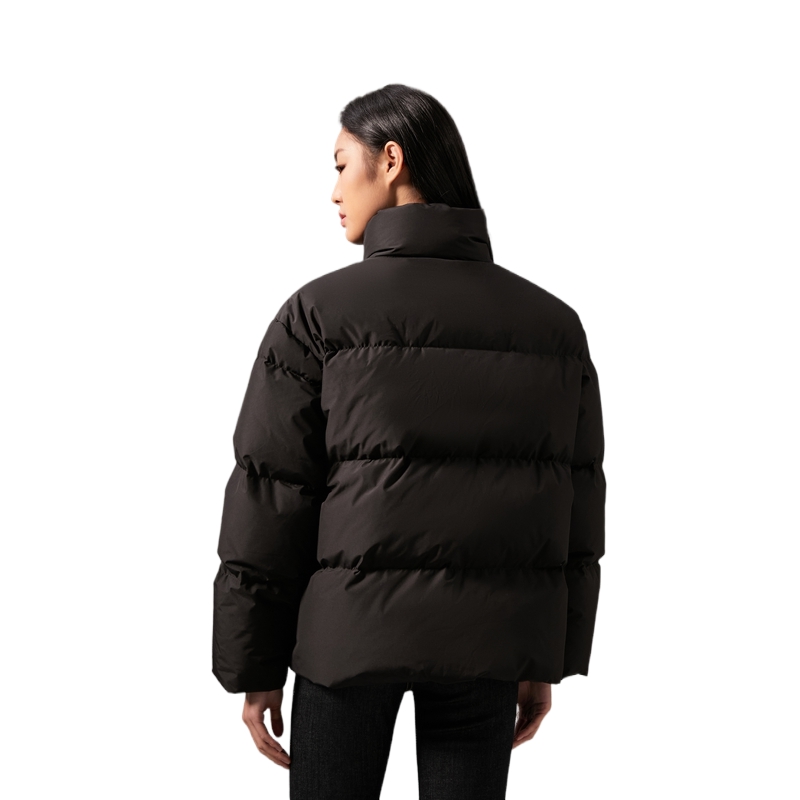 Purchase (W) Calvin Klein Jaket Puffer Tahan Air dengan Poket Besar. J224676