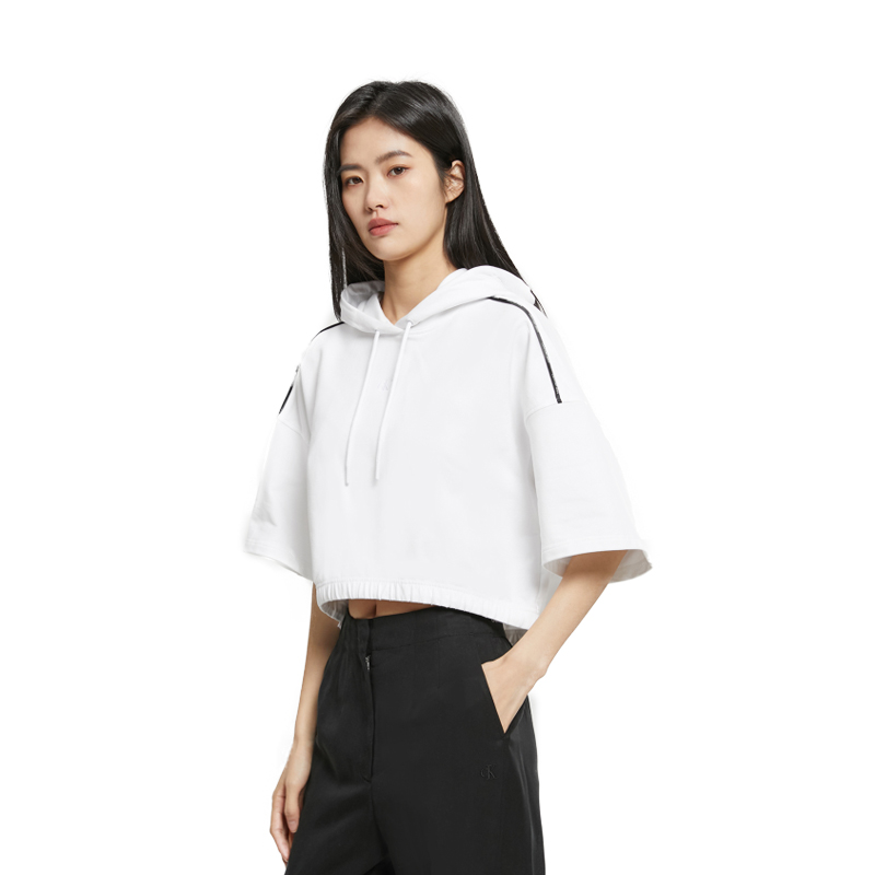 Purchase (W) Calvin Klein 对比标志条纹卫衣 白色 J221093-YAF