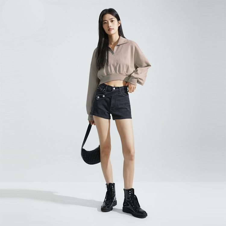 Lookbook (Women) Calvin Klein Embossed Letter Half-Zip Sweatshirt Milk Coffee Color J222302