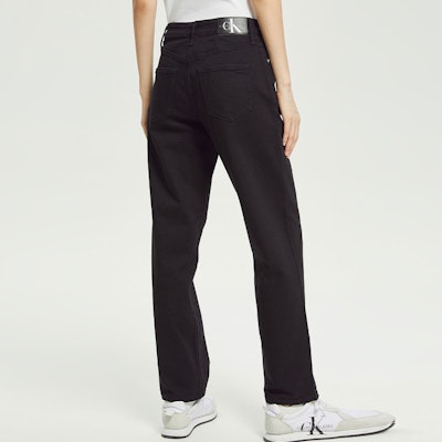(W) カルバン・クライン FW22 ソリッドブラックカジュアルジーンズ J220562-1BY Purchase (W) カルバン・クライン FW22 ソリッドブラックカジュアルジーンズ J220562-1BY