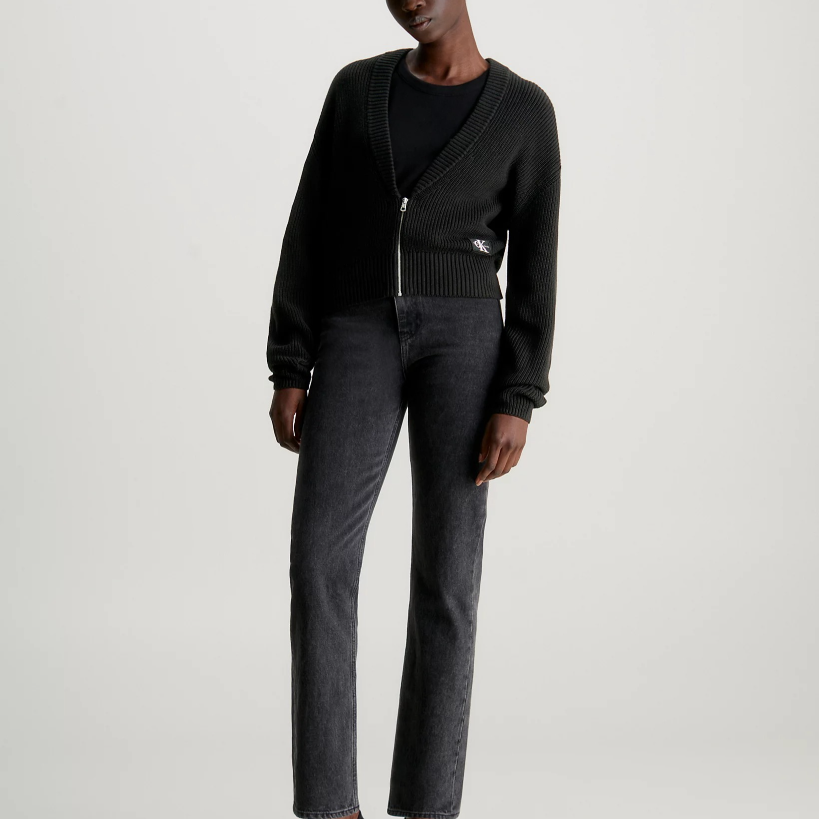 Lookbook (Women) Calvin Klein Jeans  Black V-Neck Knit Sweater Casual Loose Fit. J20J222623-BEH