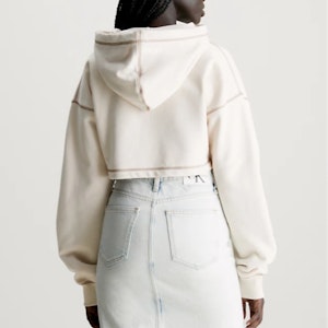 (W) Sudadera Calvin Klein Jeans Marfil Relaxed Fit Logo Crewneck. J20J222540-YBI Details for (W) Sudadera Calvin Klein Jeans Marfil Relaxed Fit Logo Crewneck. J20J222540-YBI